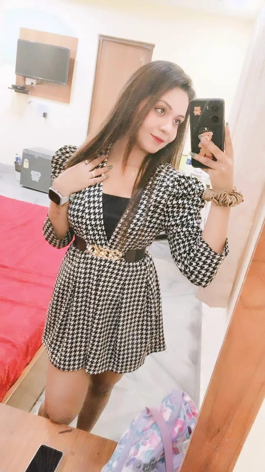 Beautiful Kota call girl in an elegant dress